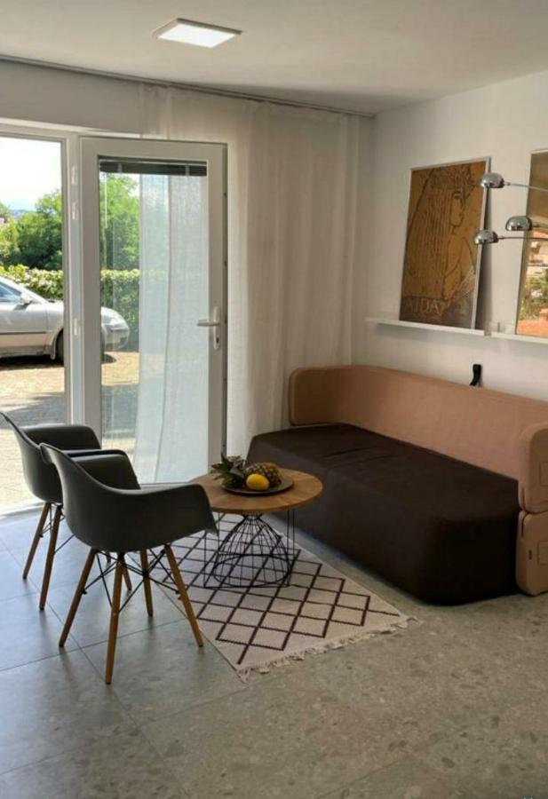 אופטיה Apartman Mare מראה חיצוני תמונה